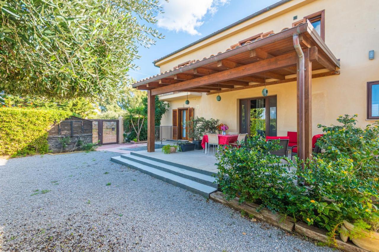B&B Le Dune Lascari Exteriör bild